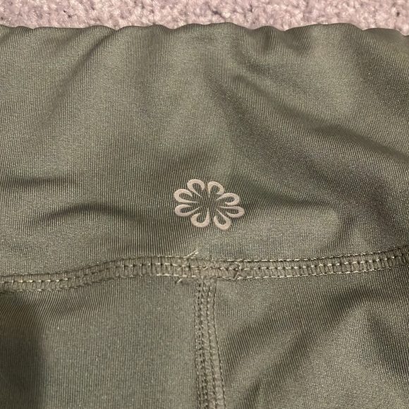 Pro Player Capri Leggings - Picture 7 of 8